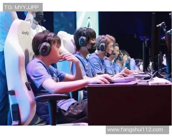 LNG战队个人能力引发热议玩家表现与团队协作的关系探讨